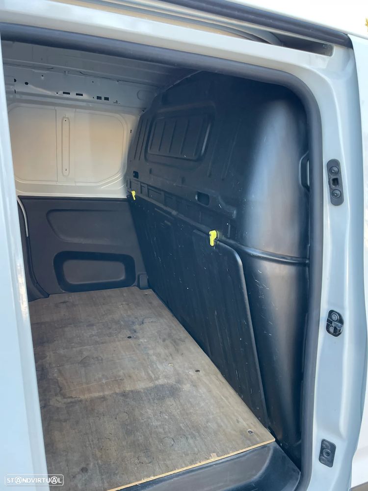 Peugeot Berlingo - 18