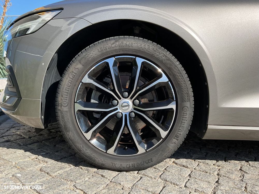 Volvo V60 2.0 D3 - 18