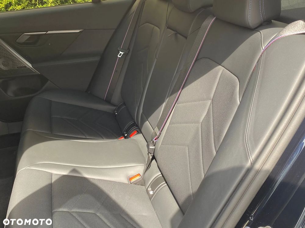 BMW Seria 5 550e xDrive PHEV M Sport - 22