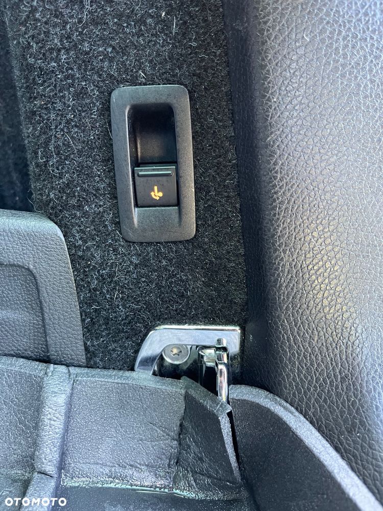 Volkswagen Passat Variant 2.0 TDI Highline - 21