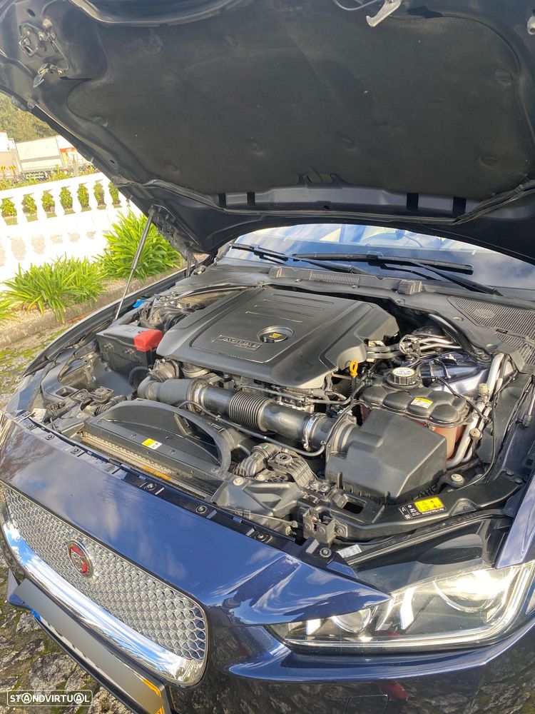 Jaguar XE 2.0 D Prestige Aut. - 33