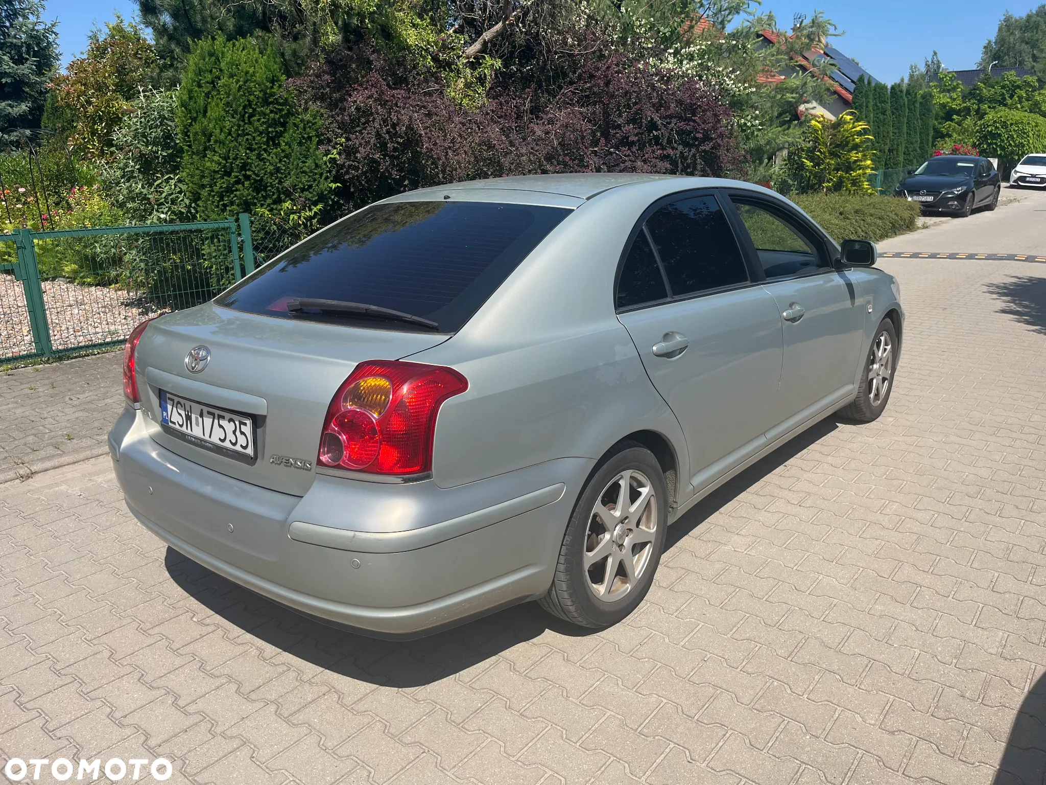Toyota Avensis 1.8 VVT-i Sol - 3