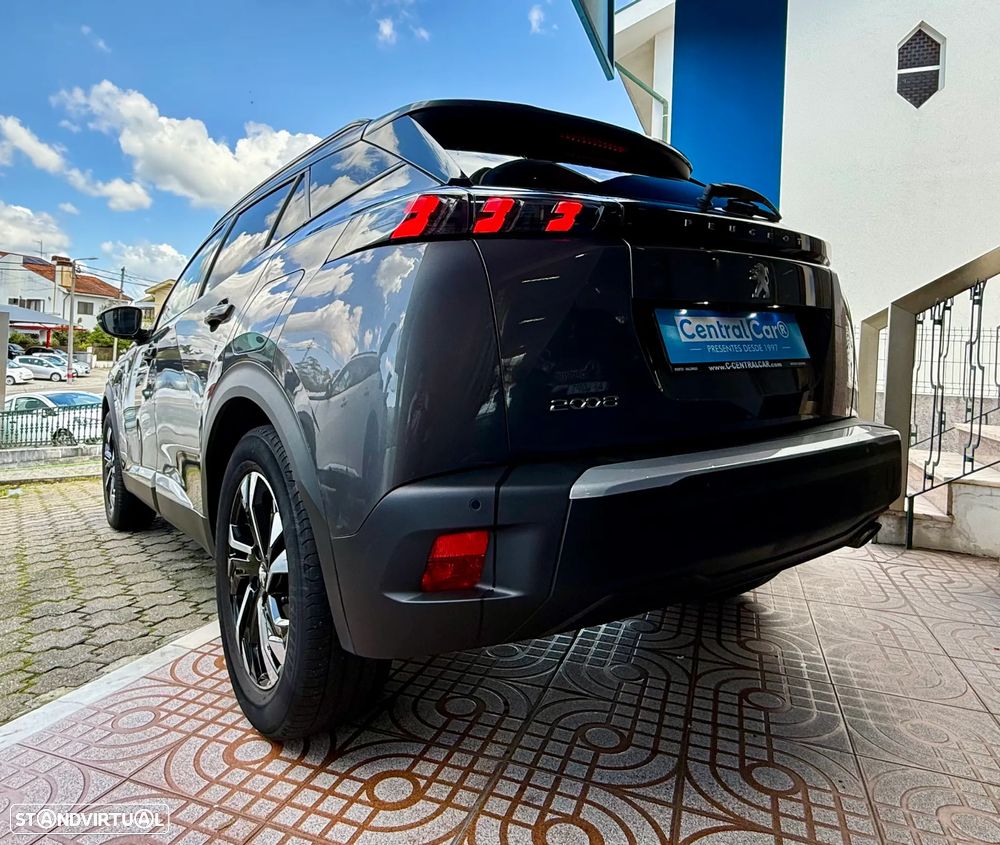 Peugeot 2008 1.2 PureTech Allure Pack - 8