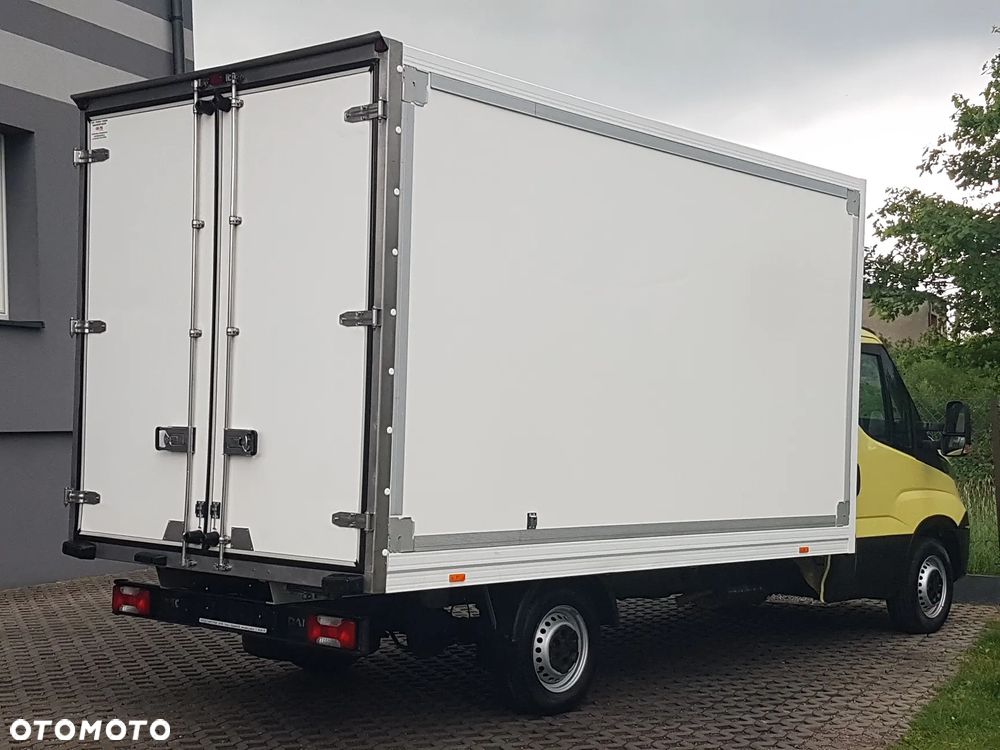 Iveco Daily 8EP KONTENER 4,14x2,21x2,20 KLIMA MANUAL KRAJOWY DMC 3500KG - 4