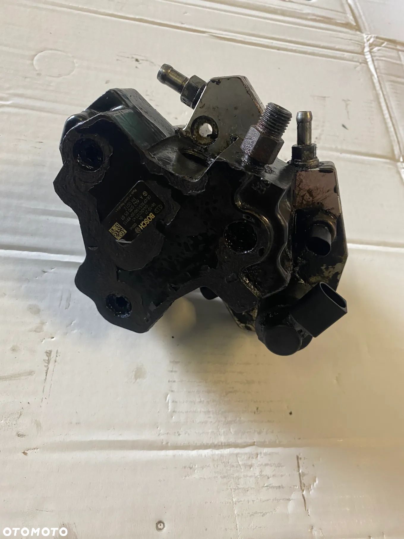 Pompa wtryskowa paliwa Mercedes ML W164 3.0 CDI Jeep 3.0 CRD A6420700501 - 1