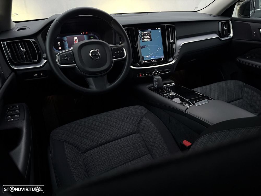 Volvo V60 2.0 T6 AWD TE Essential - 6