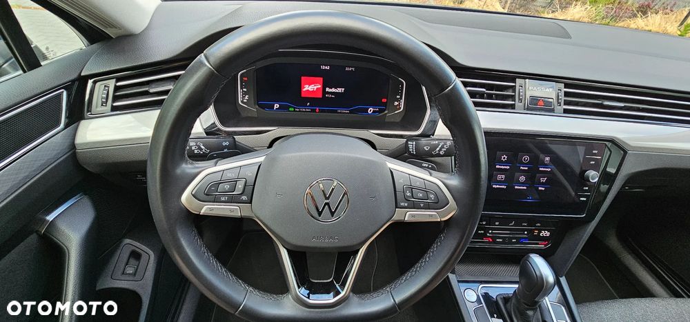 Volkswagen Passat 2.0 TSI Business DSG - 22