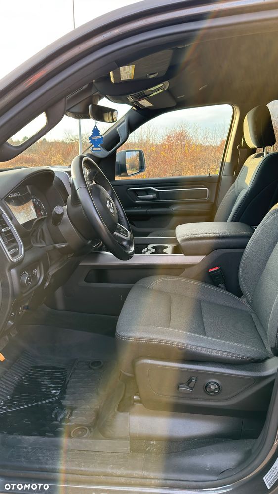 RAM 1500 5.7 Crew Cab Bighorn - 10