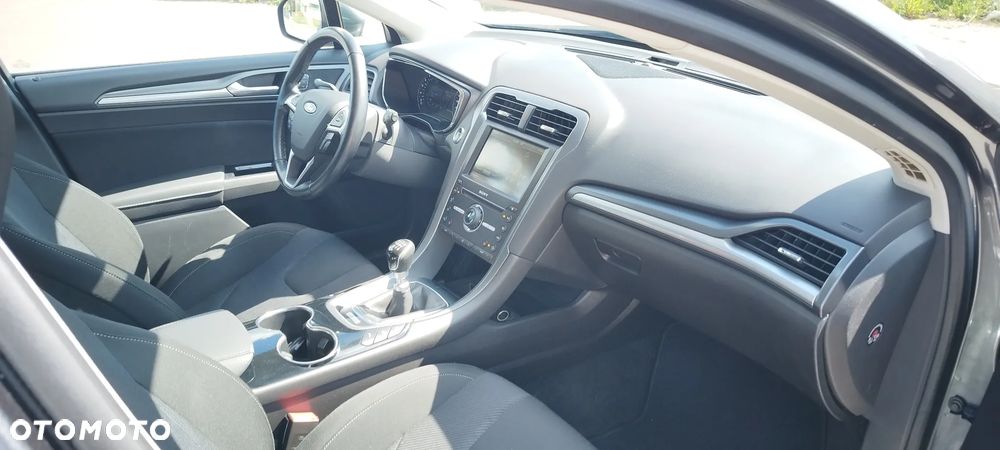 Ford Mondeo 2.0 TDCi Titanium - 16