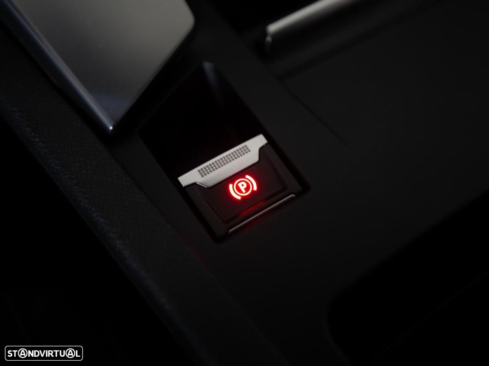 Peugeot 308 1.6 Hybrid Active e-EAT8 - 21