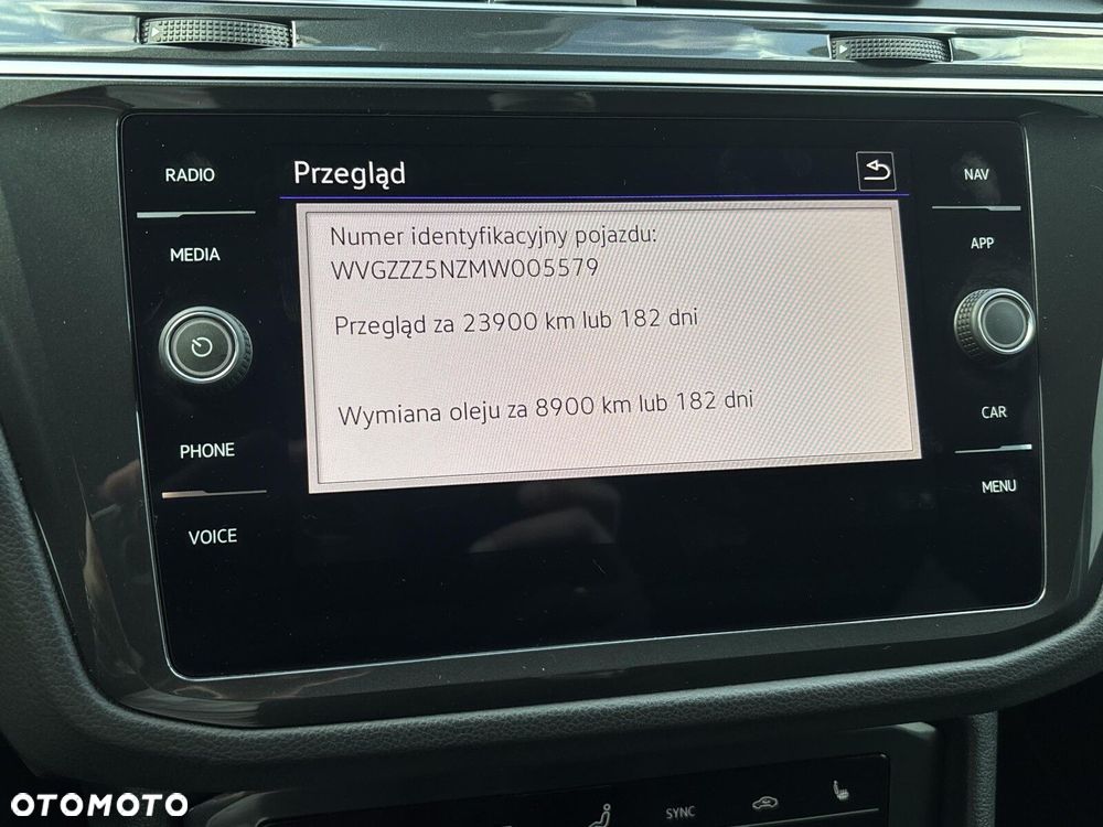 Volkswagen Tiguan - 32