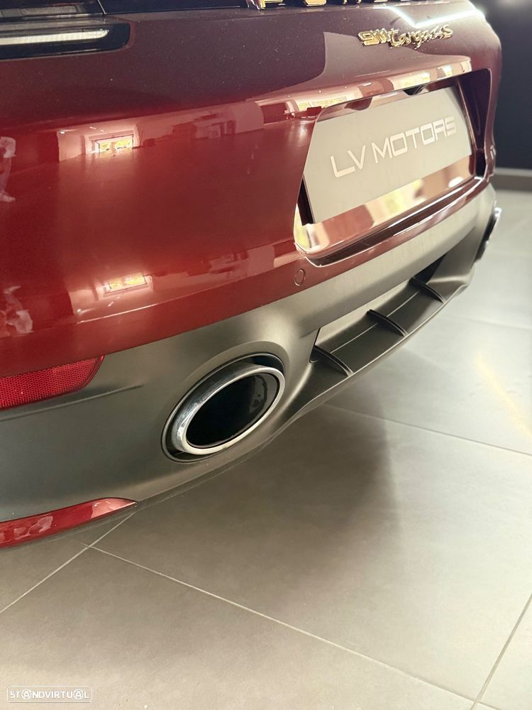 Porsche 911 (992) Targa 4S Heritage Design - 40