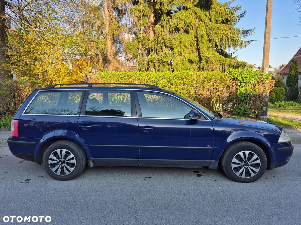 Volkswagen Passat 1.9 TDI Basis Tiptr - 4