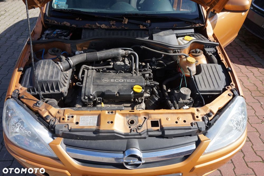 OPEL CORSA C III 5D HB 2003 Z40E 1.4 16V Z14XEP 90KM F13 374 ZŁOTY na części - 9