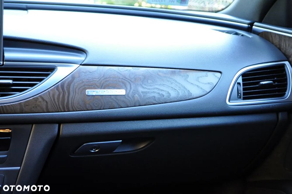 Audi A6 Allroad - 24