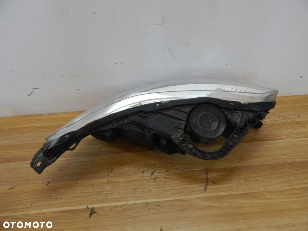 Lampa prawy przód LED Citroen C5 x7 08-17 Lift Łuków części - 7