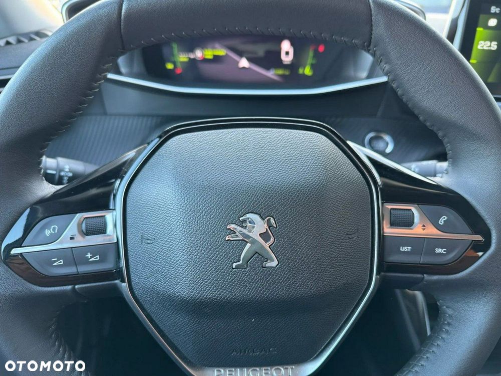 Peugeot 2008 1.2 PureTech Allure Pack S&S - 24