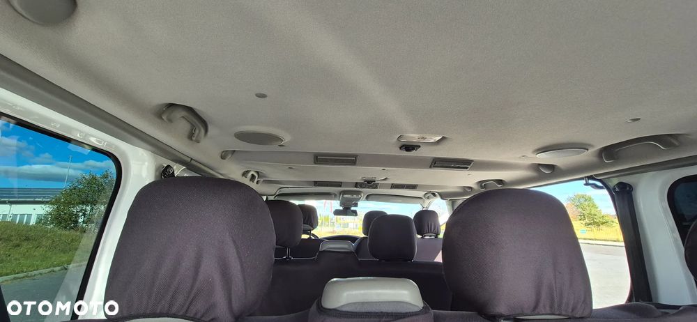 Renault Trafic Passenger L2H1 Expression - 13