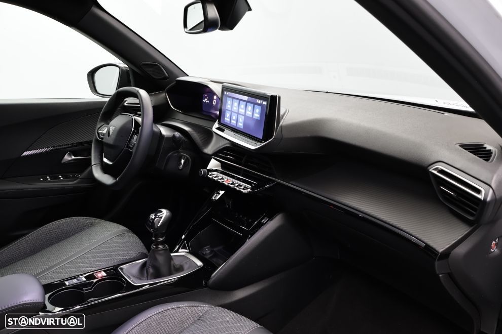 Peugeot 2008 1.2 PureTech Allure - 20