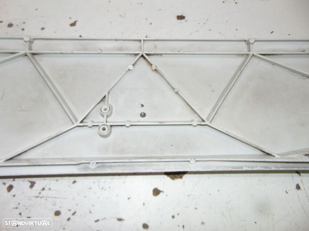 Mercedes MB 100 capot/tampa do motor - 8