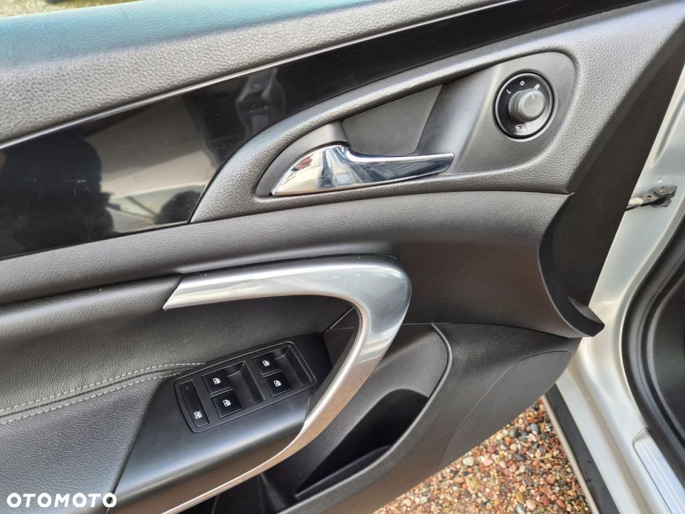 Opel Insignia 2.0 CDTI Cosmo - 9
