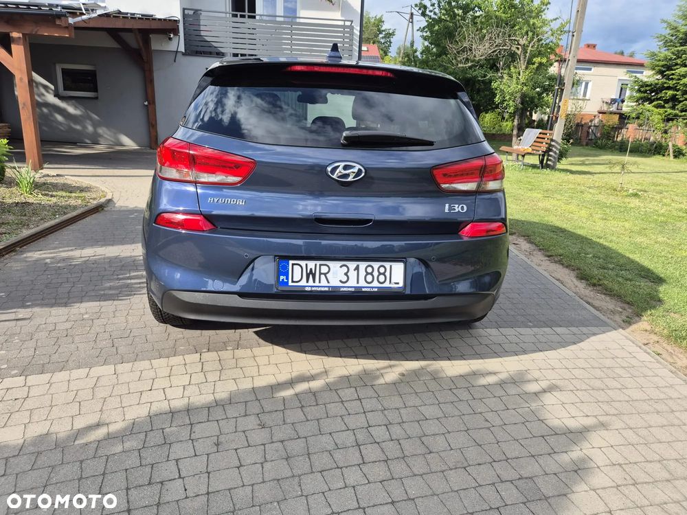 Hyundai i30 1.4 T-GDI Premiere Luxury - 26