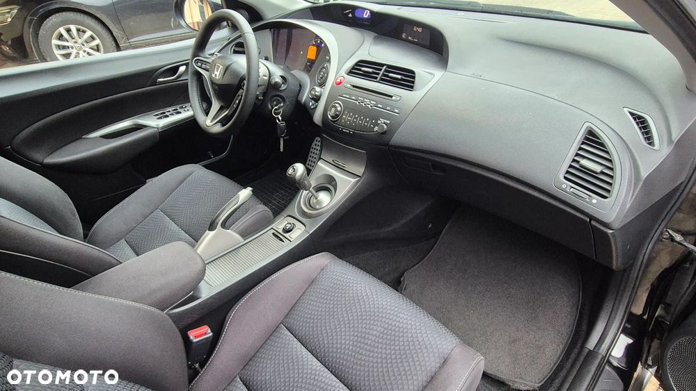 Honda Civic 1.8i-VTEC Sport - 23