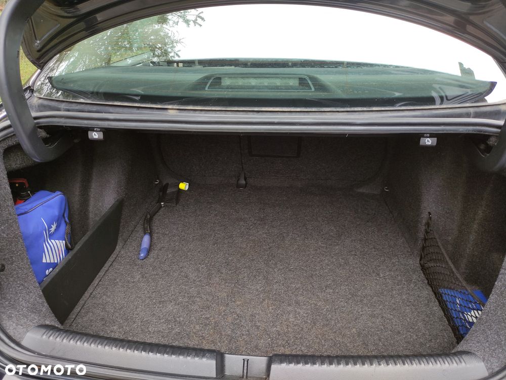 Volkswagen Jetta 1.6 TDI BMT Comfortline - 9