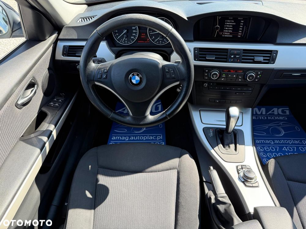BMW Seria 3 318i Edition Lifestyle - 22