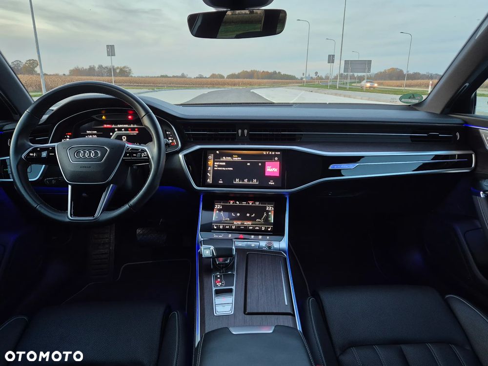 Audi A6 Avant 40 TDI quattro S tronic S line - 15