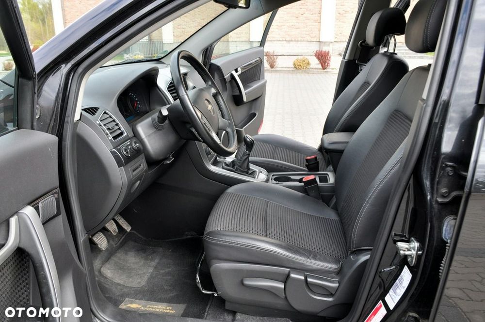 Chevrolet Captiva - 22
