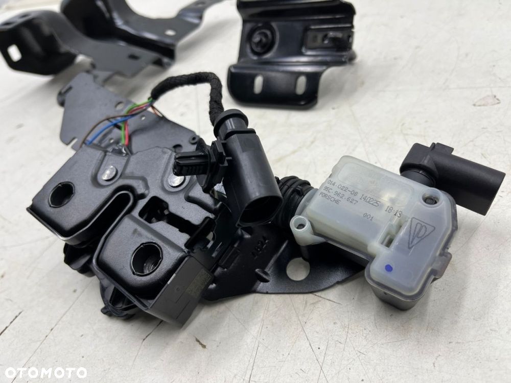 Zamek maski Porsche Macan II 95c 24r.- rygiel mocowanie podstawa zamka maski łącznik pasa komplet - 10