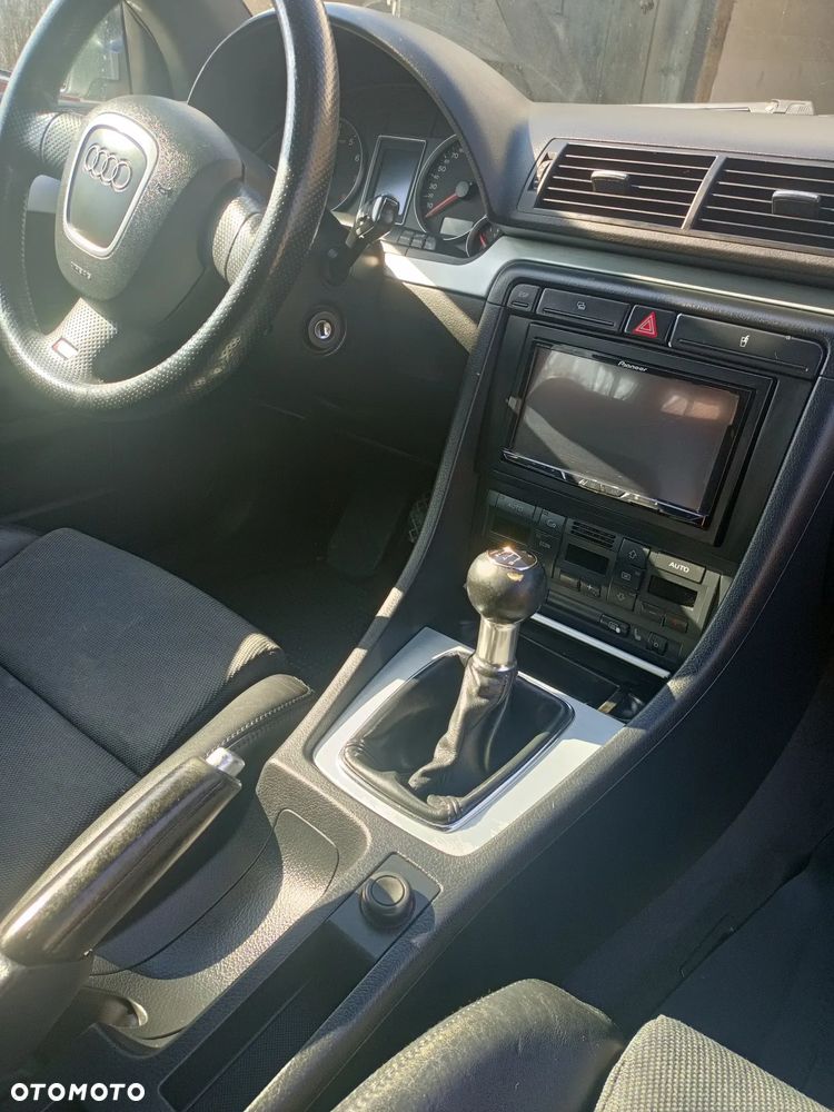 Audi A4 Avant 2.0T FSI - 3