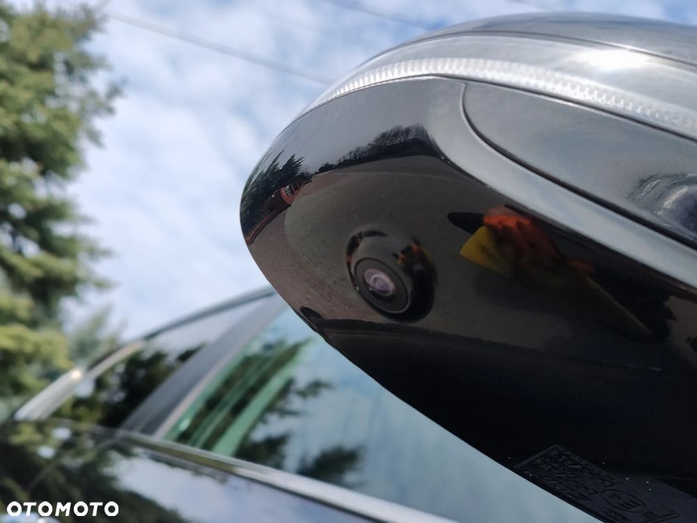 Kia Sportage 2.0 CRDI AWD Eco-Dynamics+ (48V M-H) PLATINUM - 18