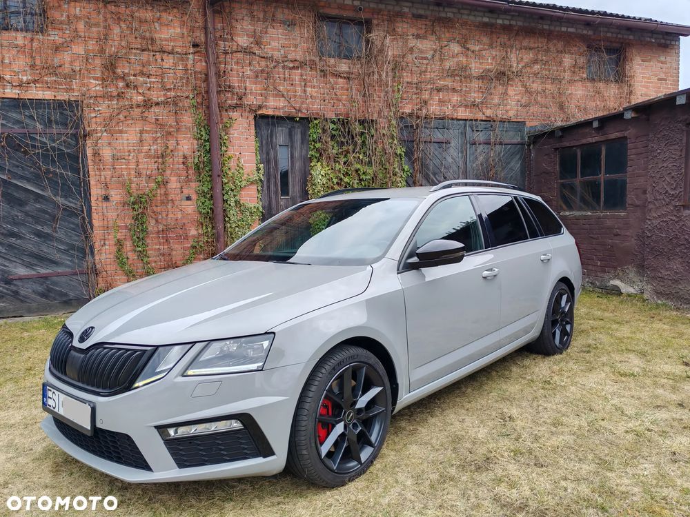 Skoda Octavia 2.0 TSI RS - 1