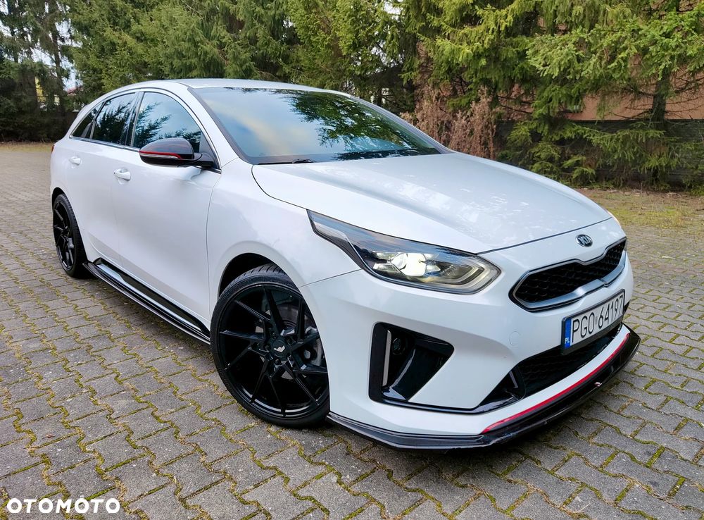 Kia ProCeed - 2