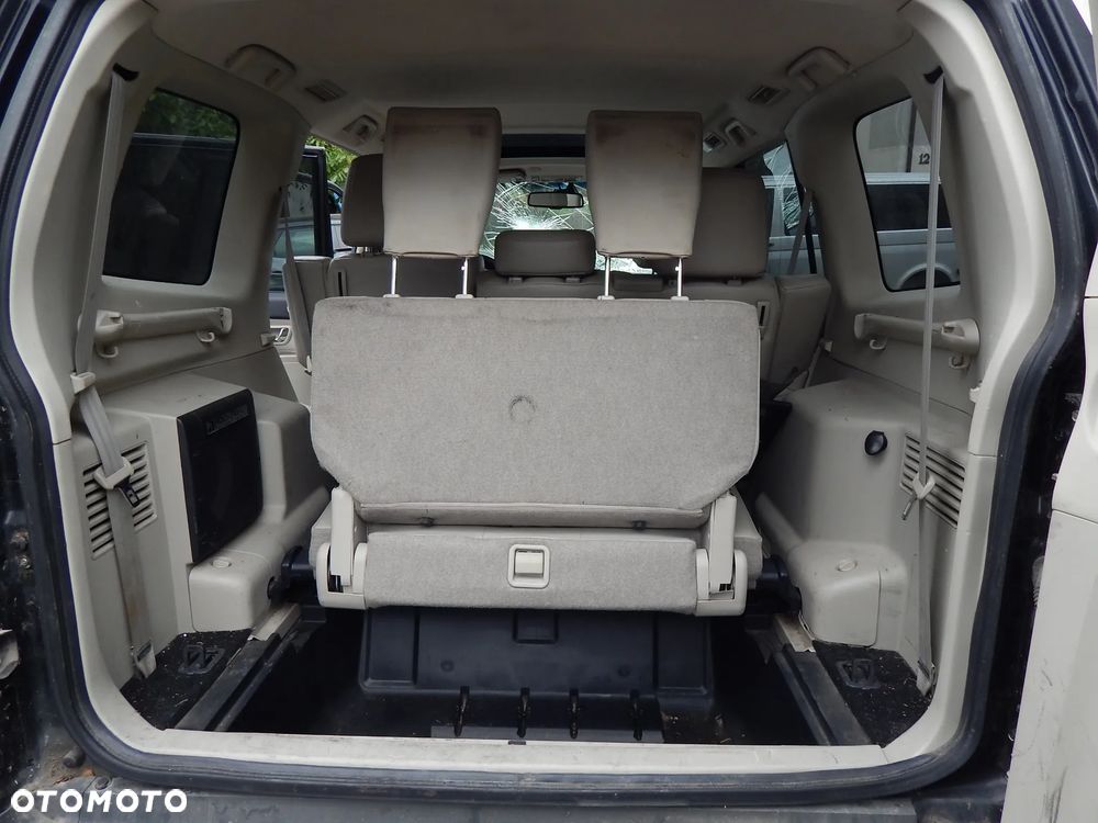 Mitsubishi Pajero - 18