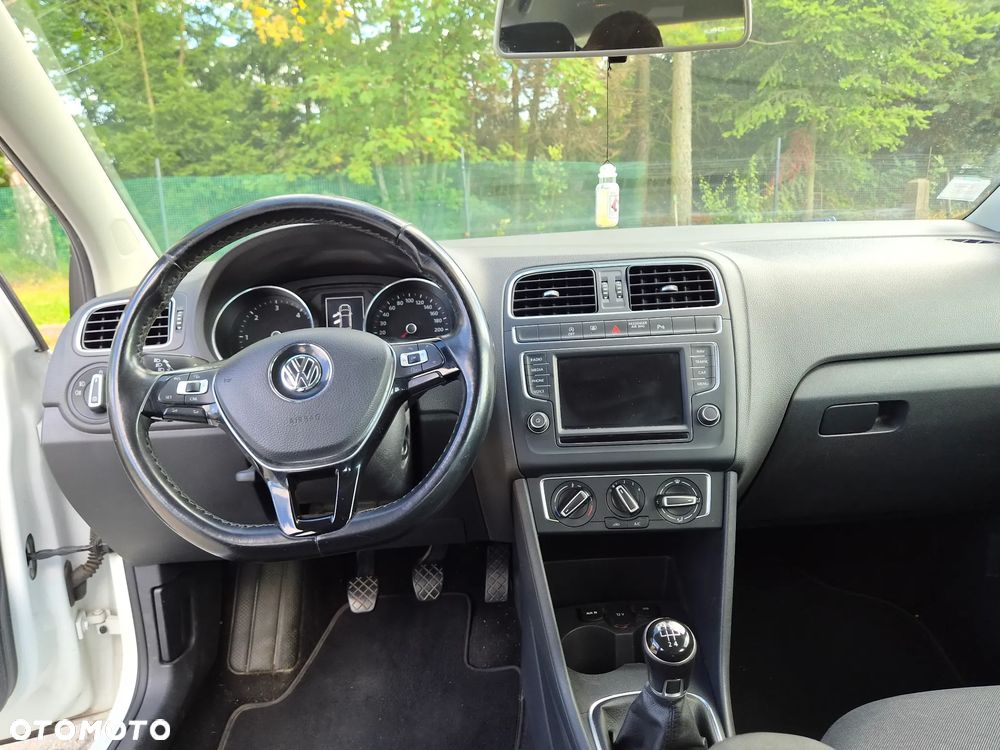 Volkswagen Polo - 16