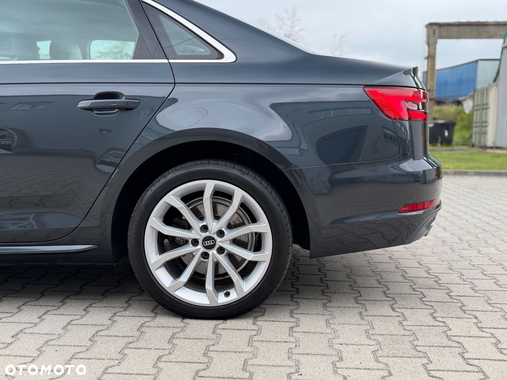 Audi A4 Limousine 2.0 TDI Sport S tronic - 12