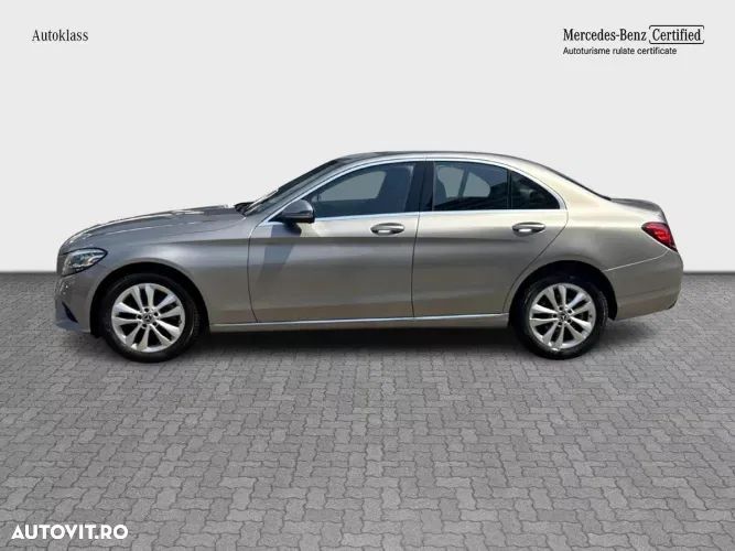 Mercedes-Benz C - 8