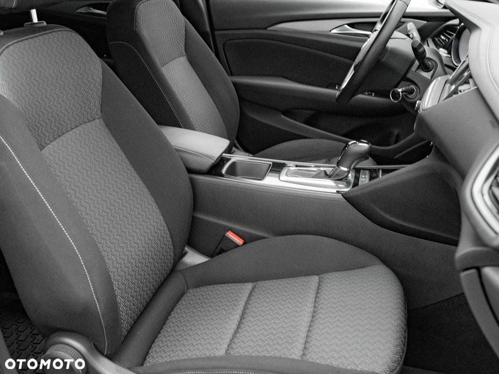 Opel Insignia 2.0 CDTI Enjoy S&S - 28