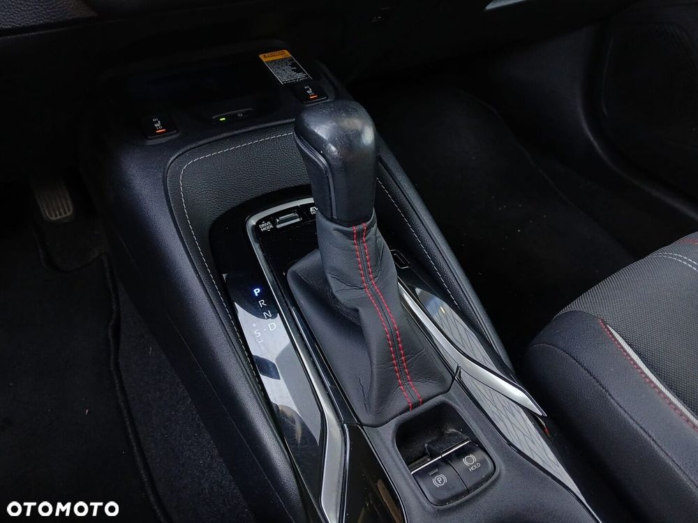 Toyota Corolla 2.0 Hybrid GR Sport - 23