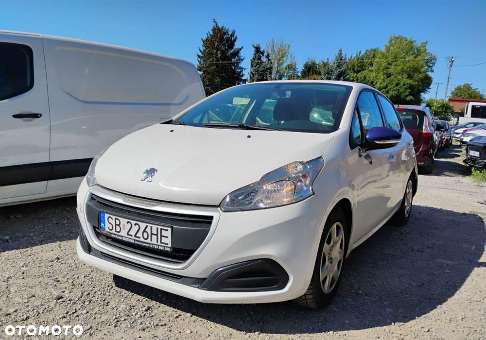 Peugeot 208 - 3