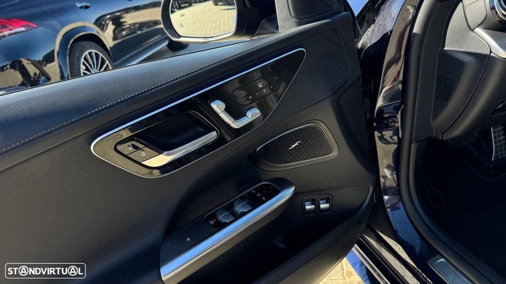 Mercedes-Benz C 300 e AMG Line - 2