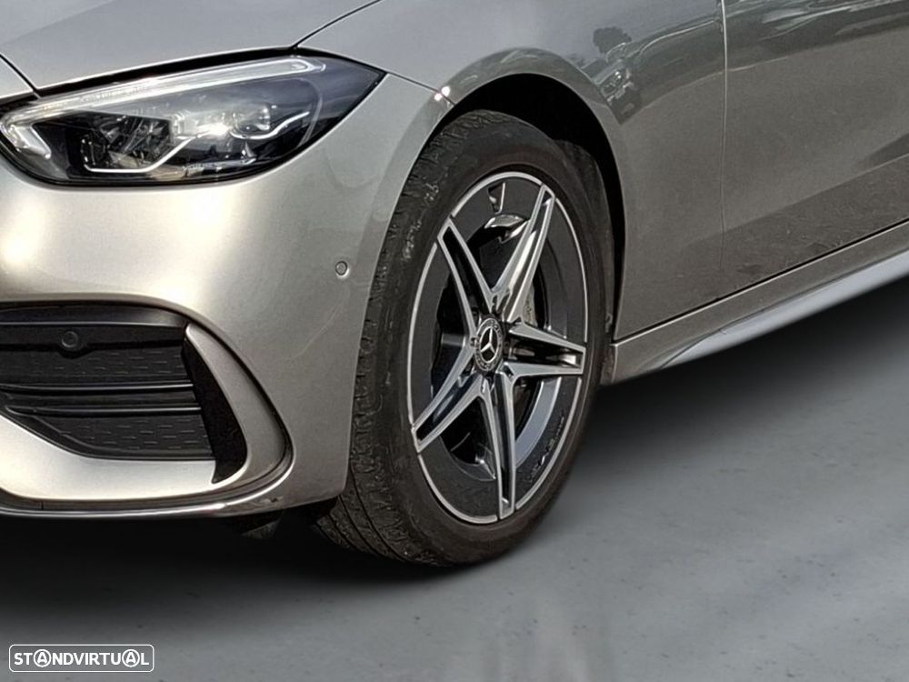 Mercedes-Benz C 300 de AMG Line - 4