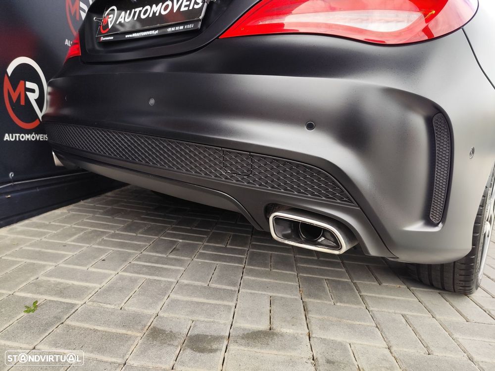 Mercedes-Benz CLA 200 - 40