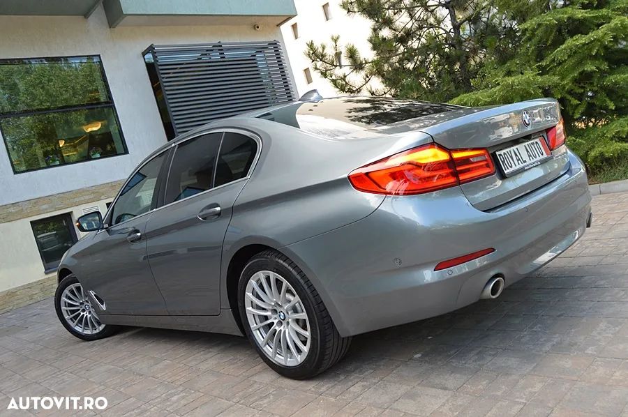 BMW Seria 5 520d Aut. - 19