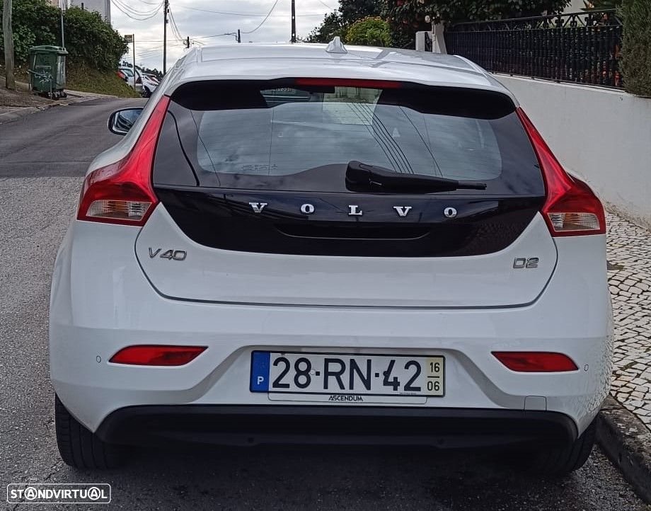 Volvo V40 2.0 D2 Kinetic - 3