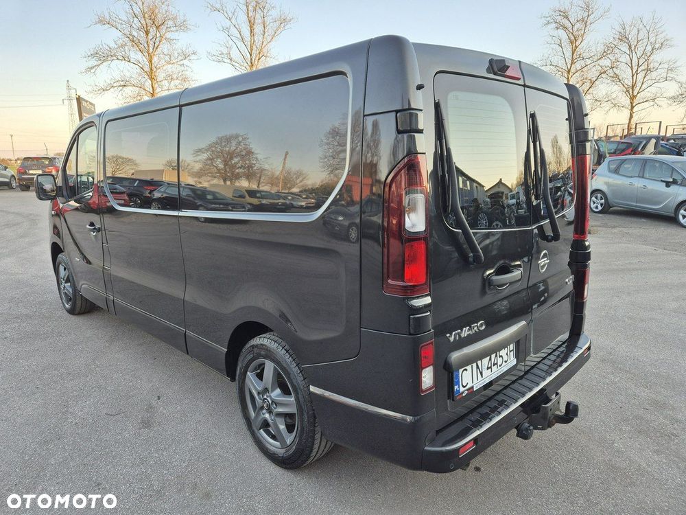 Opel Vivaro - 34