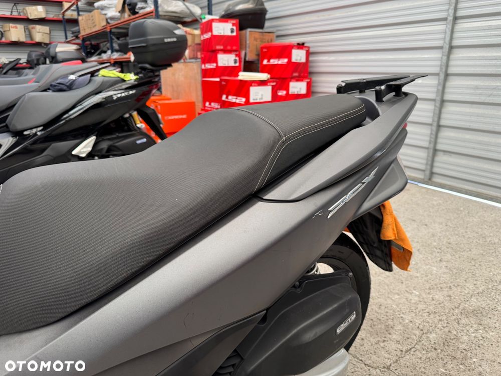 Honda PCX - 23